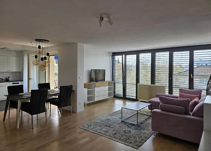 Feel Good With Forest View Apartment Zurich